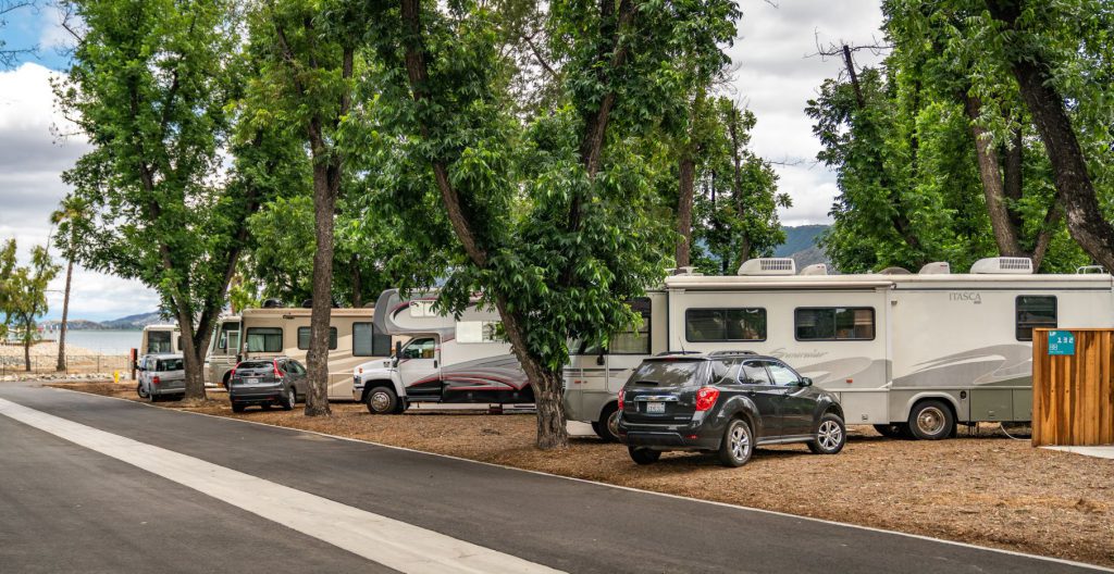 Launch Pointe Recreation Destination & RV Park Camp California