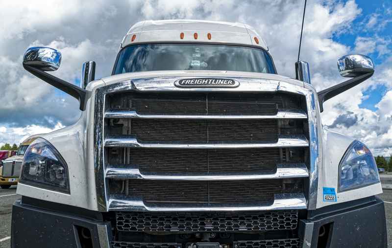 Common Freightliner RV Chassis Problems (Troubleshooting) Camper Upgrade