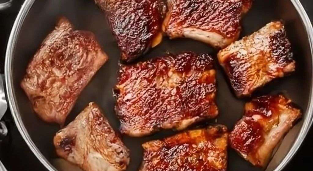 How to Boil CountryStyle Ribs Before Grilling