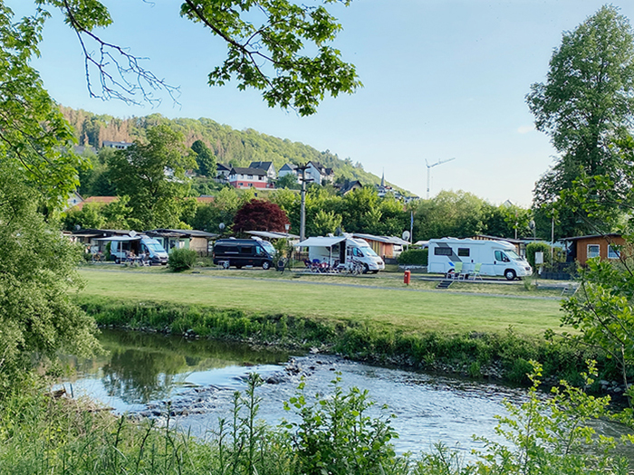 Camping am Strandbad im Luftkurort Waldbreitbach die Platform