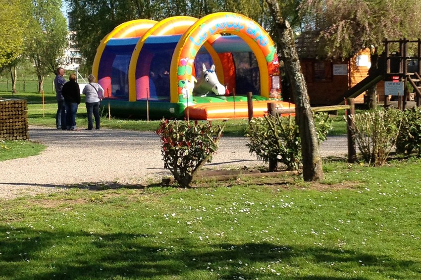 Le camping Arquebuse camping 3 étoiles en Côte d'Or Bourgogne