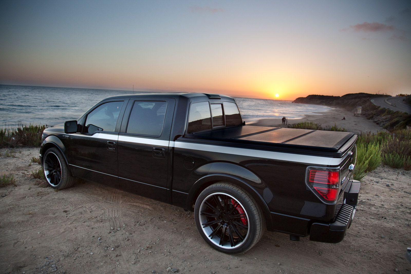 The Best Folding Tonneau Covers For Your Truck