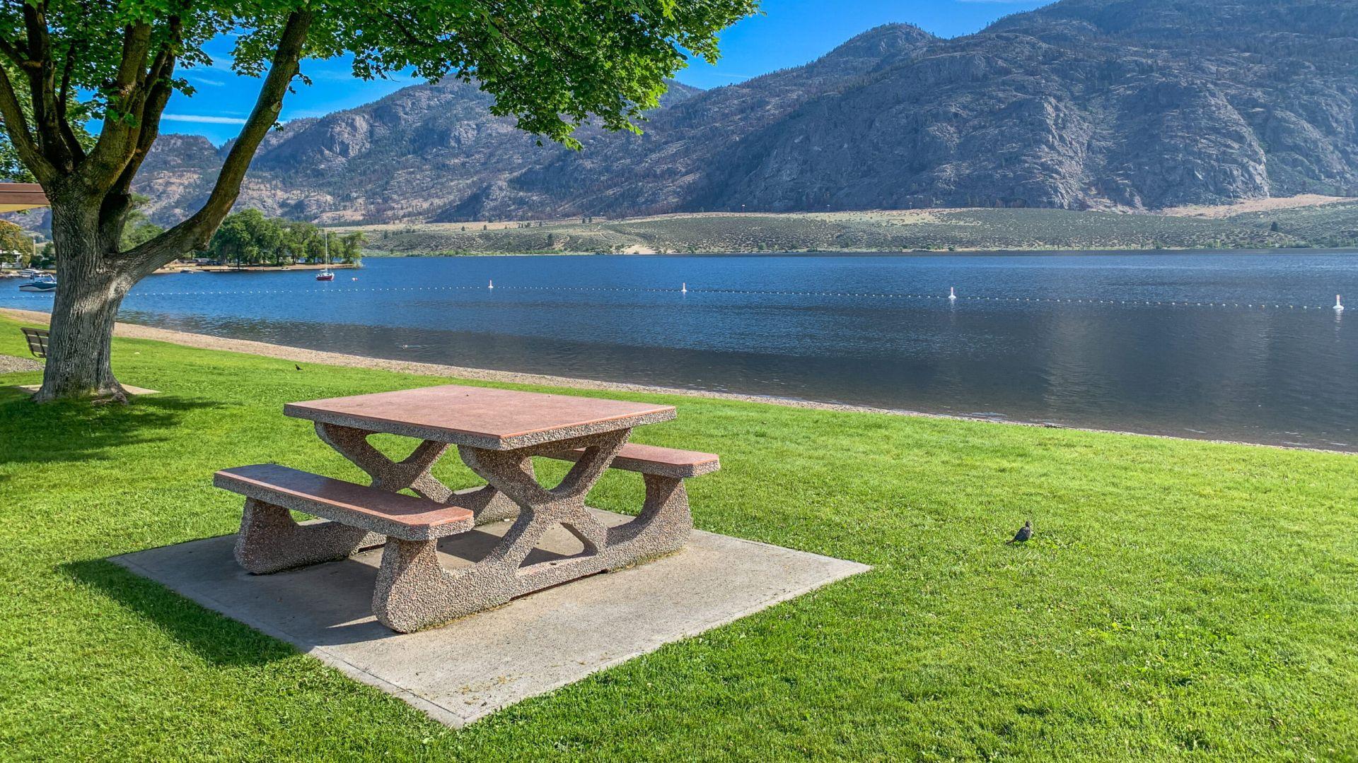 7 Worthy Spots for Picnic Lunches around Osoyoos Canada Culinary