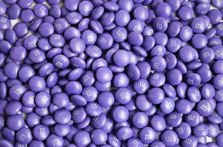 The purple M&M the story of the lost prince of candy Candy Room