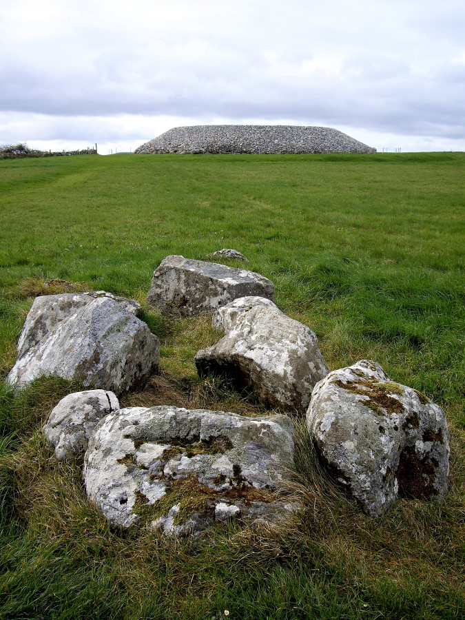 Carrowmore Megalithic Cemetery - CannibalRabbit.com