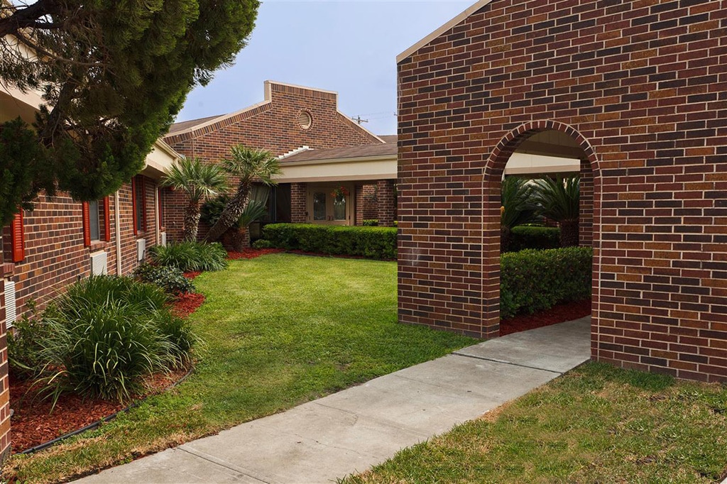 Palma Real Mathis, TX Skilled Nursing Facility