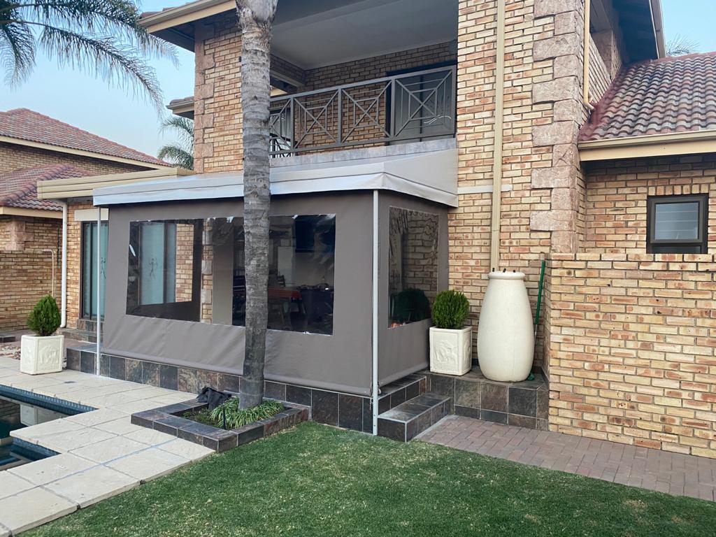 Canvas Roller Blinds and Drop down blinds The Canvas Corporation