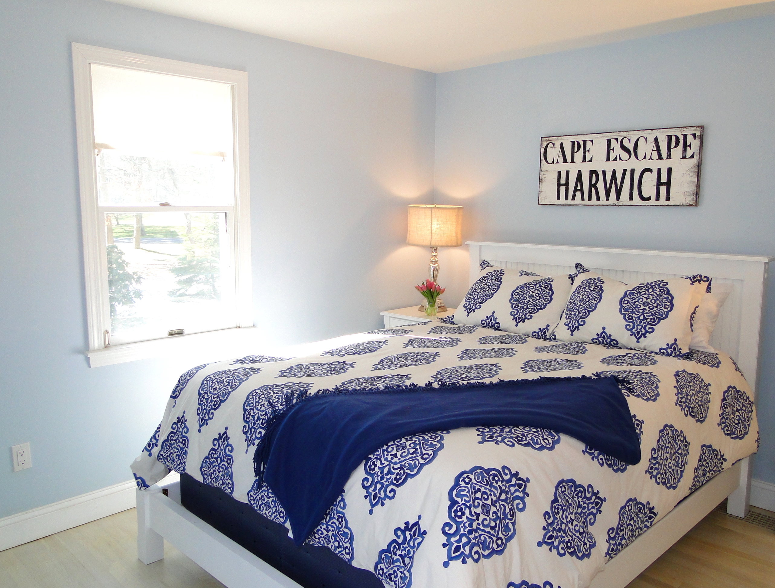 How to Decorate Your Cape Cod Summer Rental