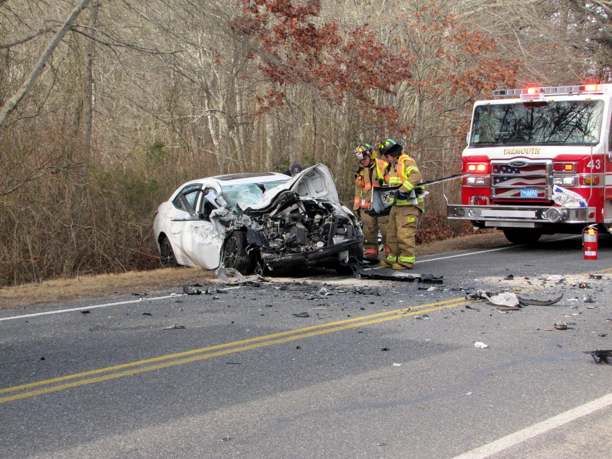 Headon crash in Yarmouth