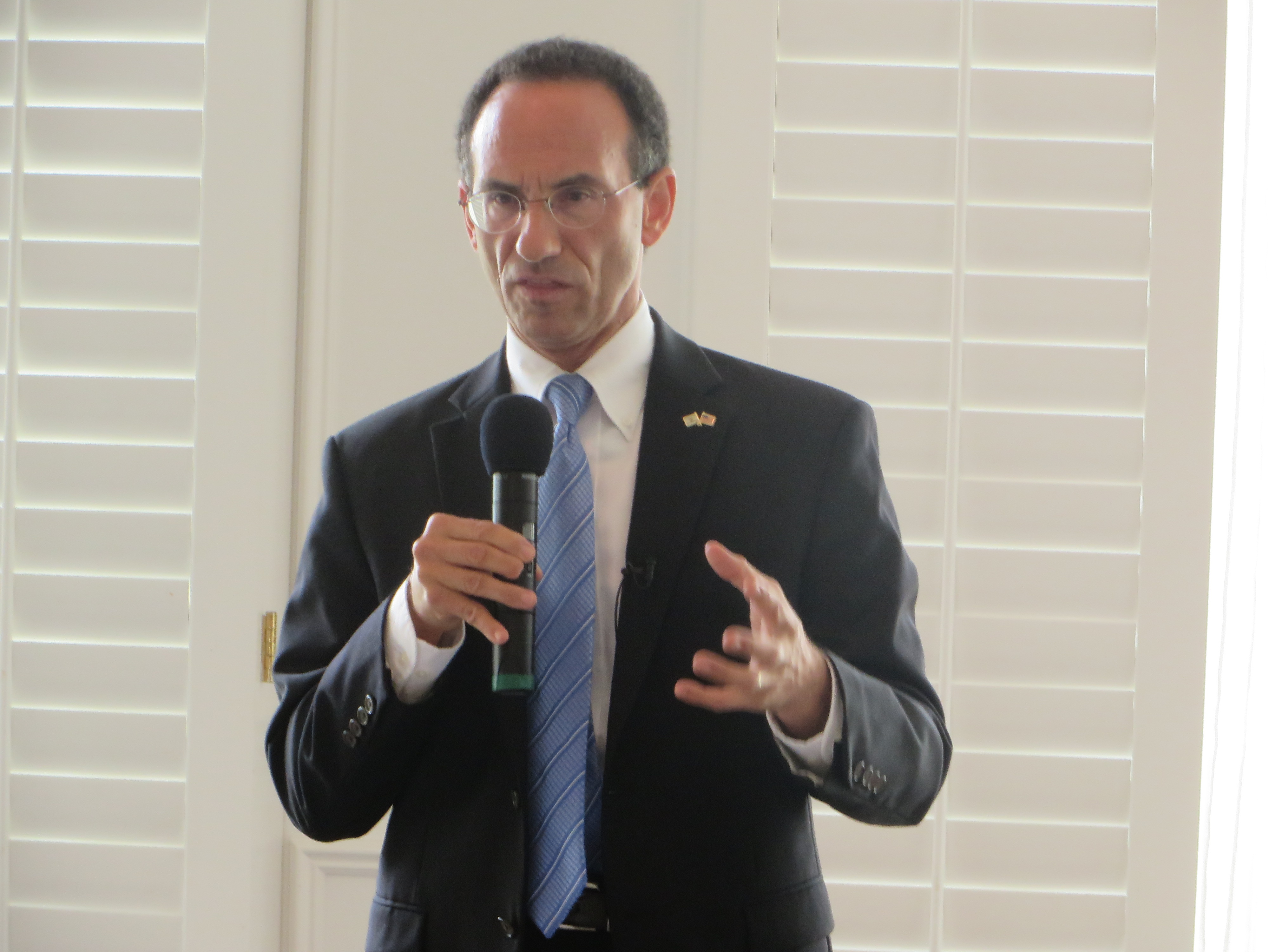 Top Israeli Official Criticizes Iran Nuclear Deal During