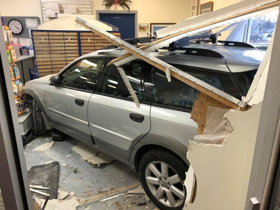 Car crashes into Buzzards Bay post office