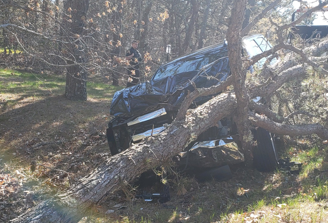 Wellfleet Police investigate Wednesday morning crash