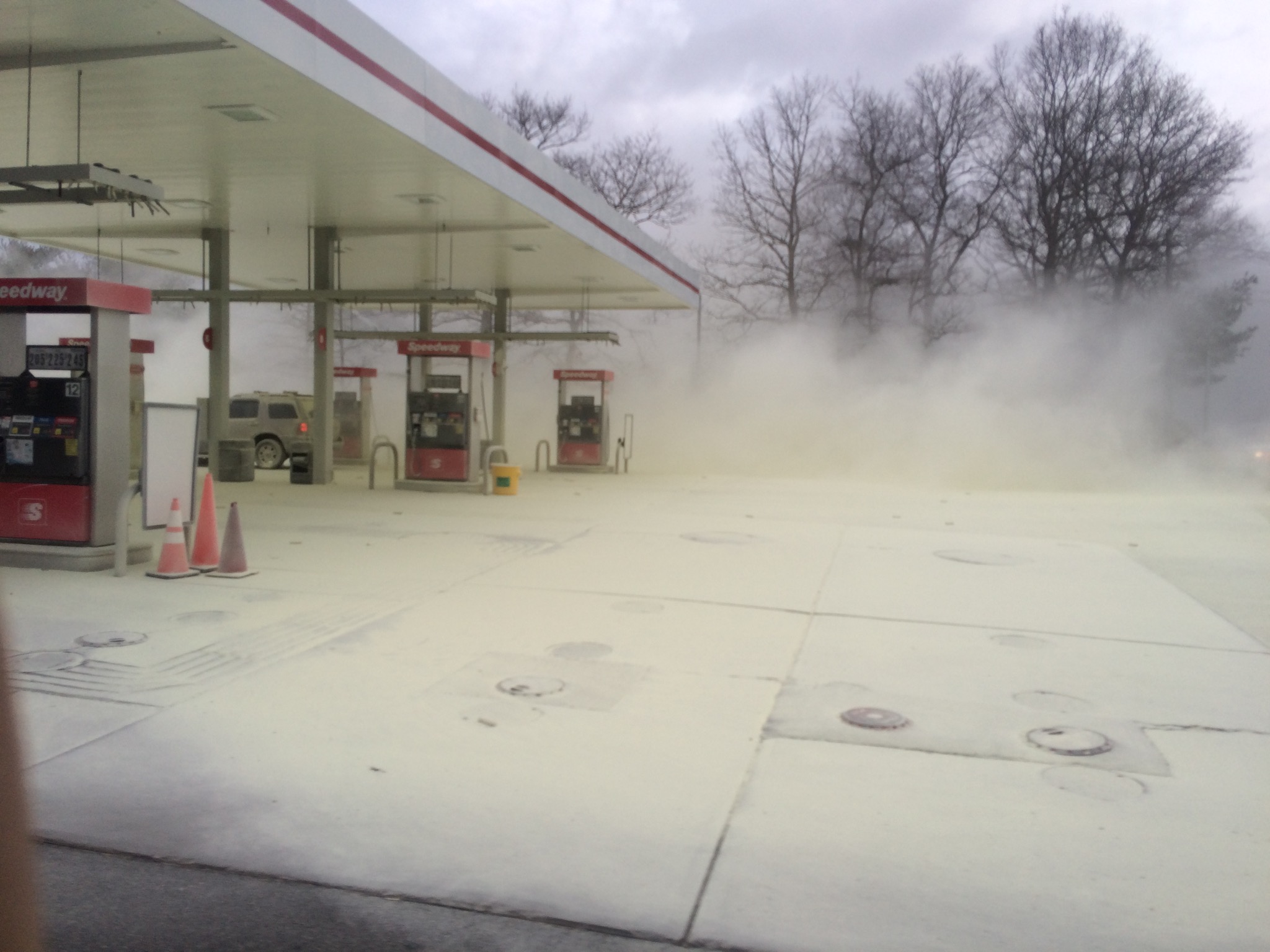 Gas station fire suppression system activates in Sandwich