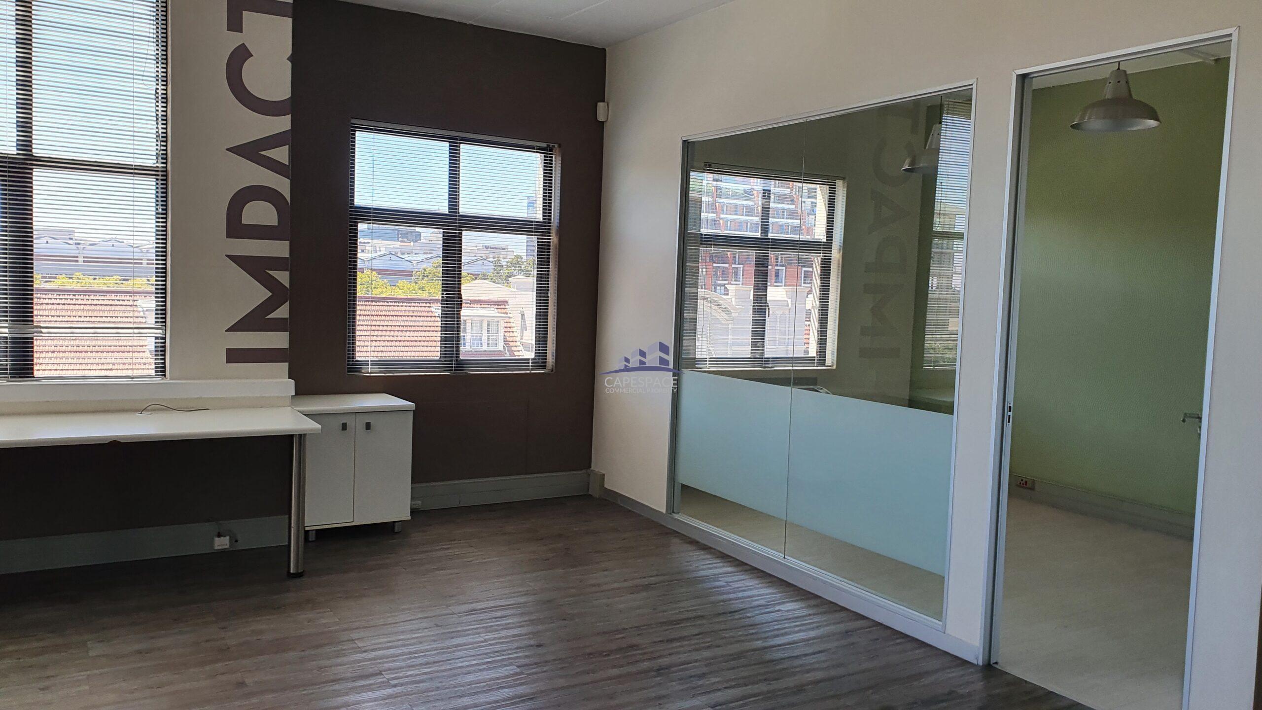 300 m² Office Space to Rent Green Point I Sovereign Quay