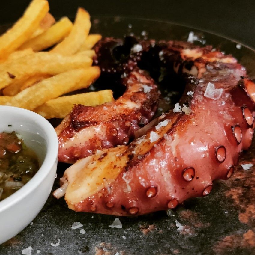 Maridatge amb bons vins i millors tapes a Mataró