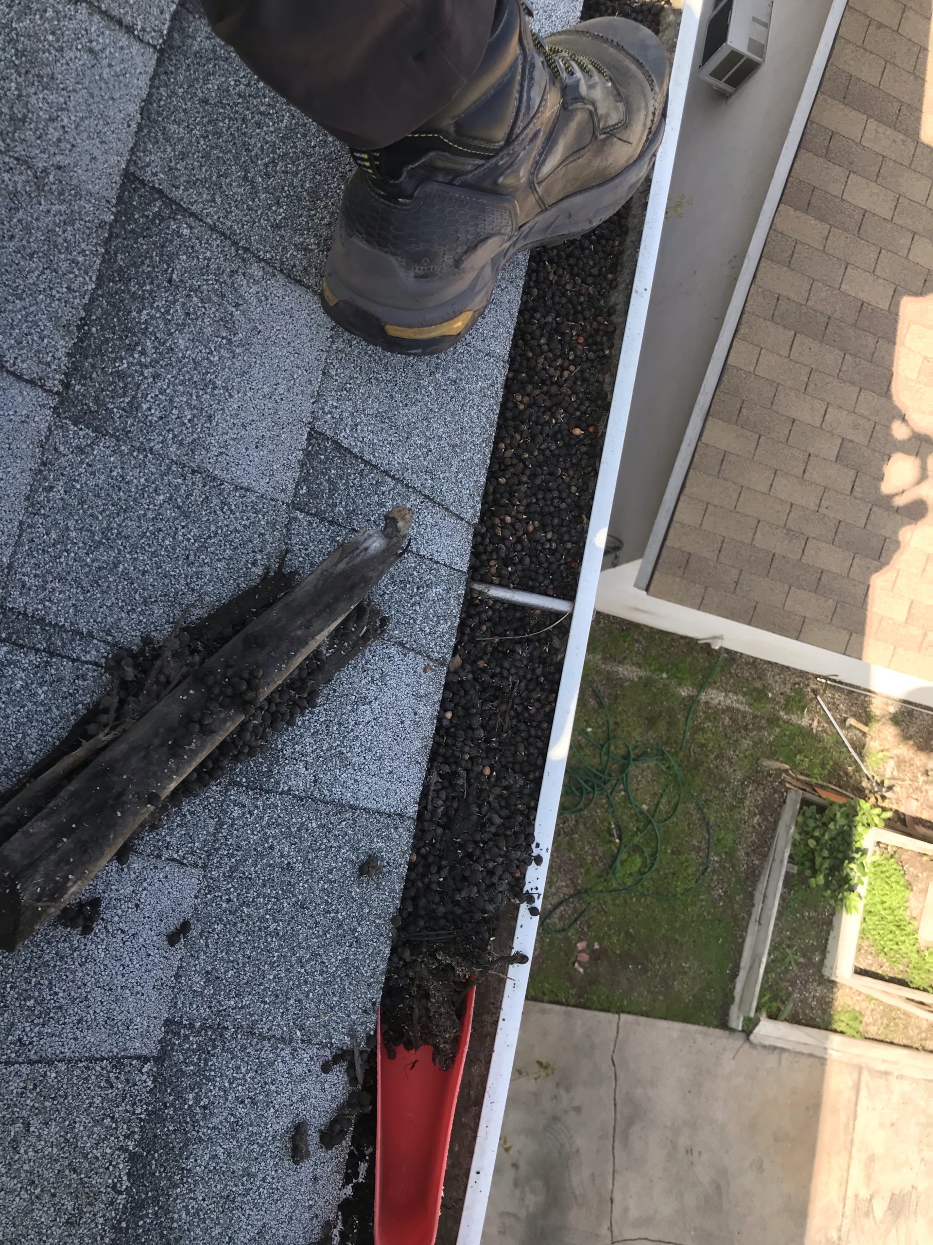 Gutter Cleaning Woodland Hills, CA Curb Appeal Power Clean