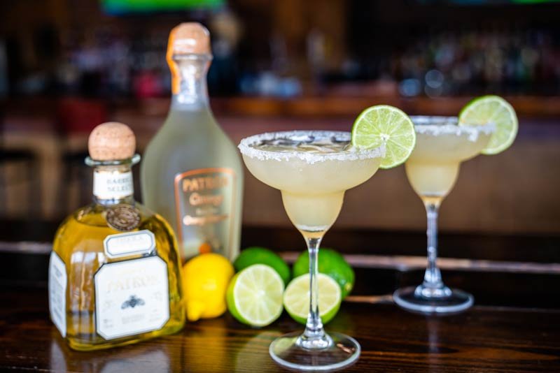 Sniki Tiki Best Tiki Bar Siesta Key at Captain Curt’s