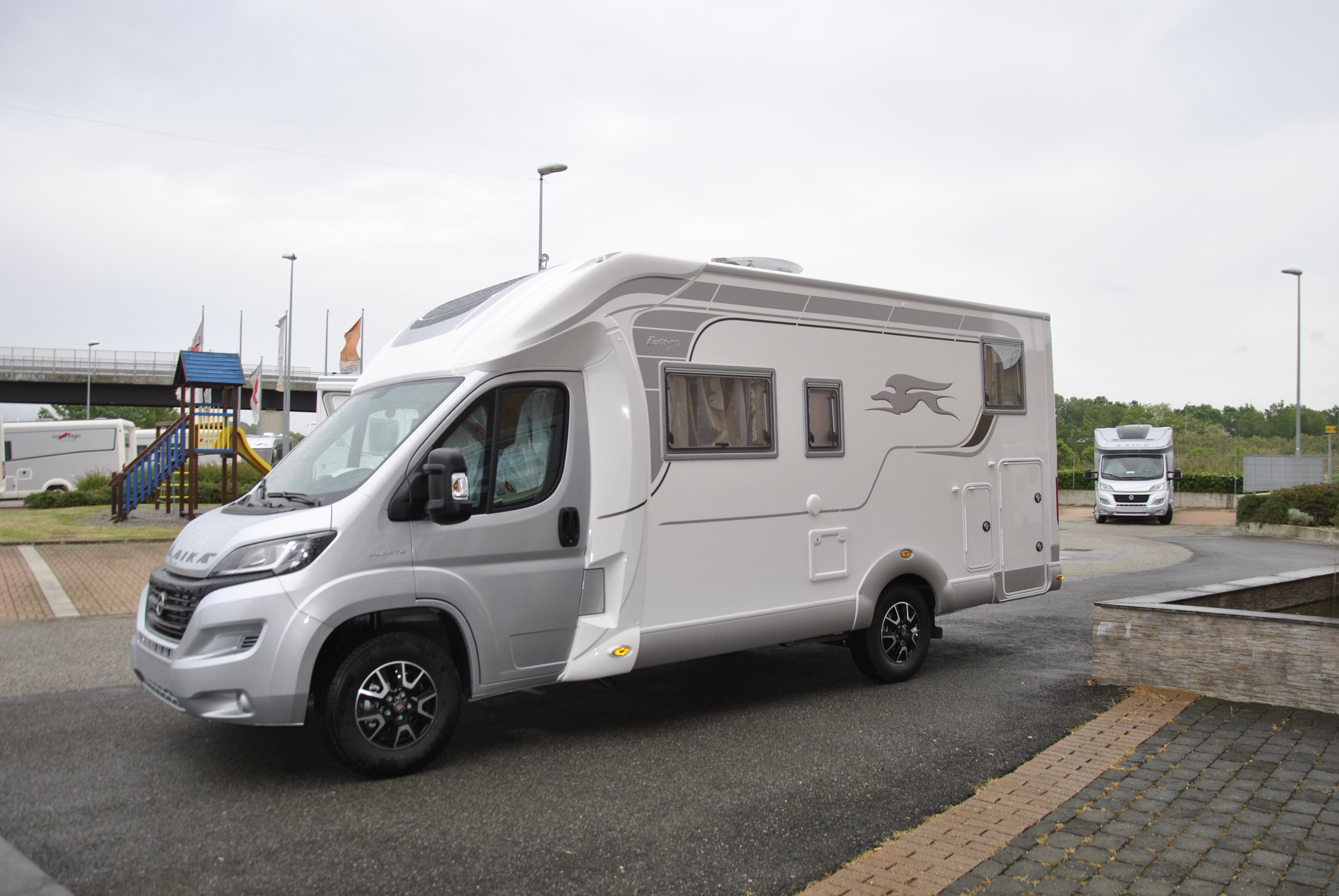 Camper Semintegrale Laika Ecovip 309 Silver Edition
