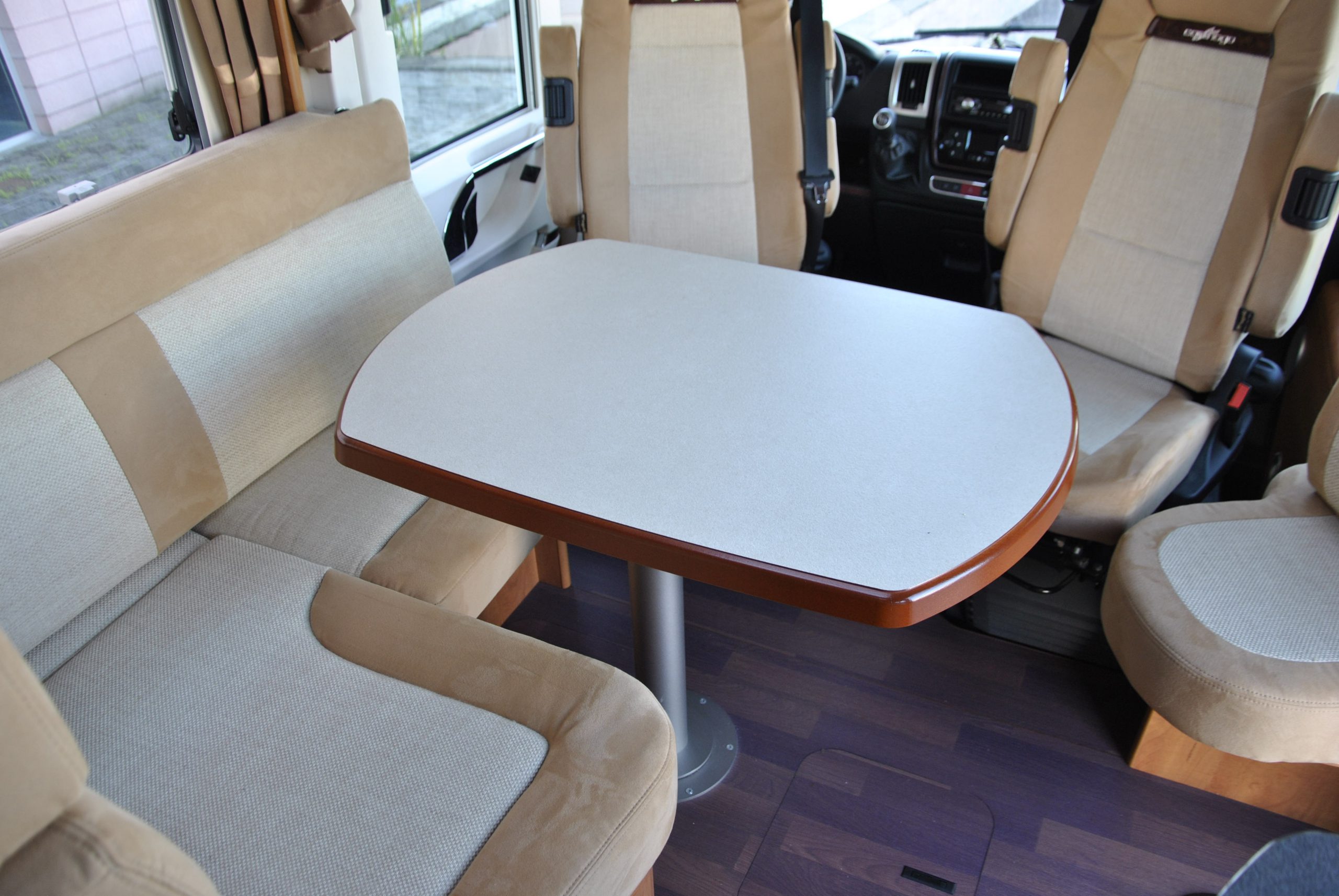 Camper Motorhome None Carthago Compact 138 Caravanbacci