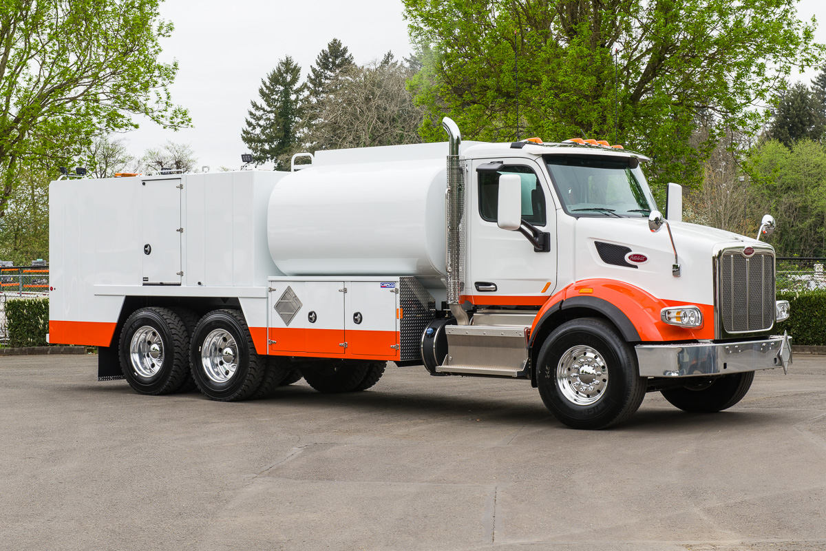 Fuel and Lube Trucks Carco Industries