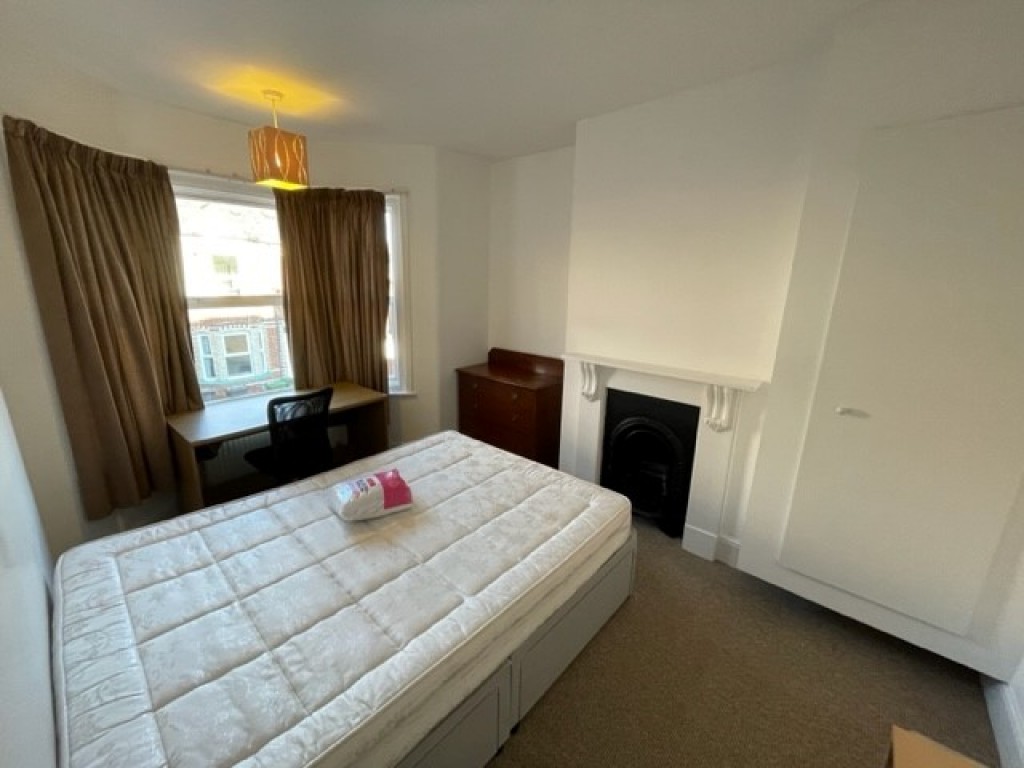 Monkswell Road (Includes All Bills), Exeter, 5 bedroom, Terraced