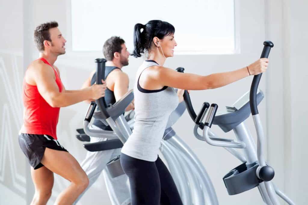 Elliptical Trainer With Or Without Arms Should I Use The Handles?