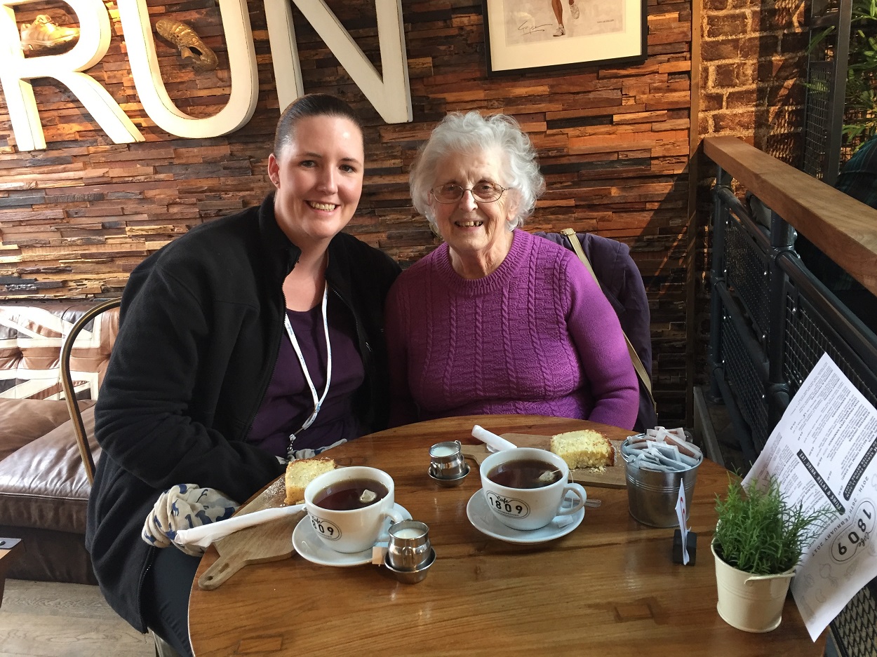 New Care Home Residents Visit Dame Kelly Holmes’ Cafe Care Choices