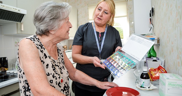 Home Care Assistant Jobs Near Me / Home Care Assistant