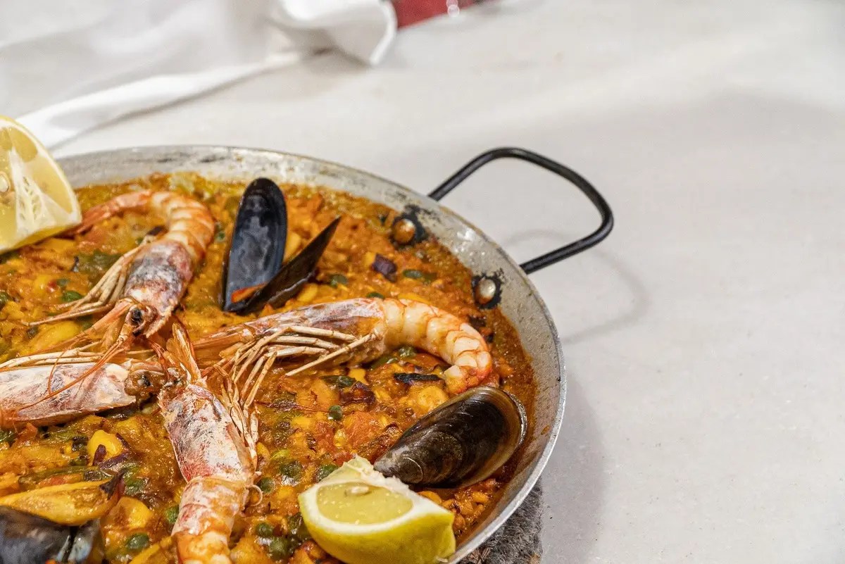 Paella in Estepona the best restaurants CarGest