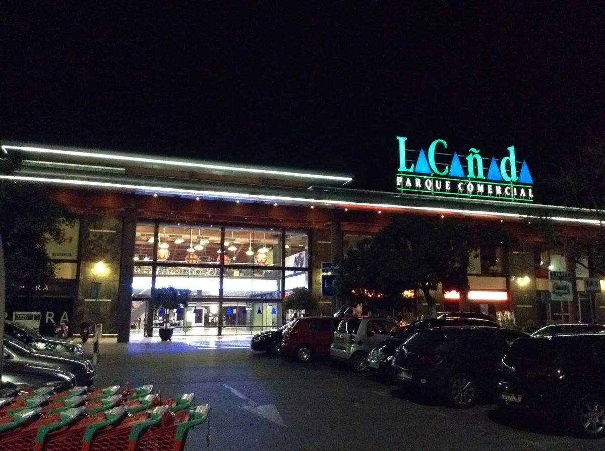 Discover Marbella’s shopping centre CarGest