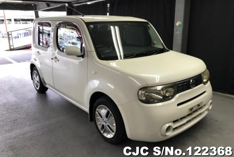 2009 Nissan Cube White for sale Stock No. 122368 Japanese Used Cars
