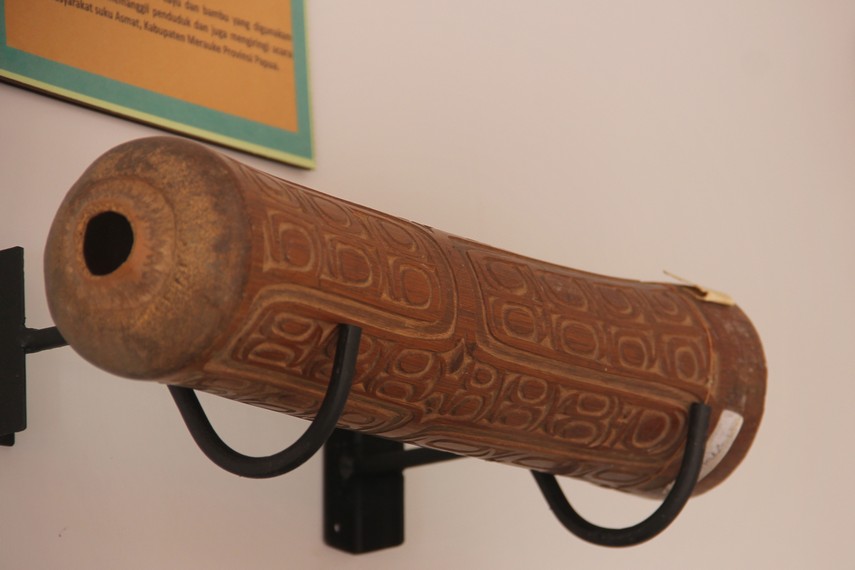 Alat Musik Tradisional Papua carl sonics