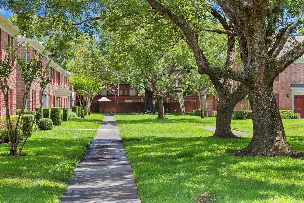 Apartments in Winter Park, FL Carlton Arms of Winter Park