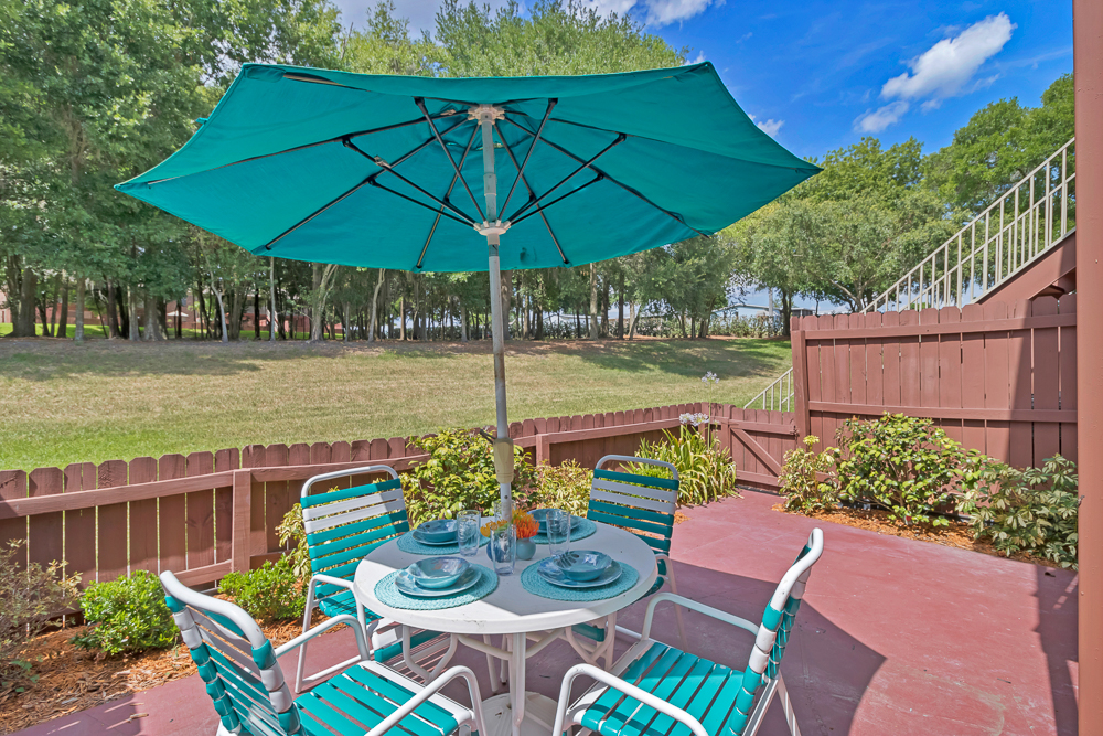 Apartment Building in Winter Park, FL Carlton Arms of Winter Park