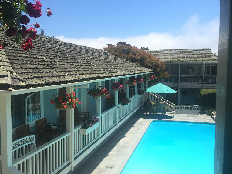 Carmel Bay View Inn Ocean View, Fireplace Rooms plus Swimming Pool