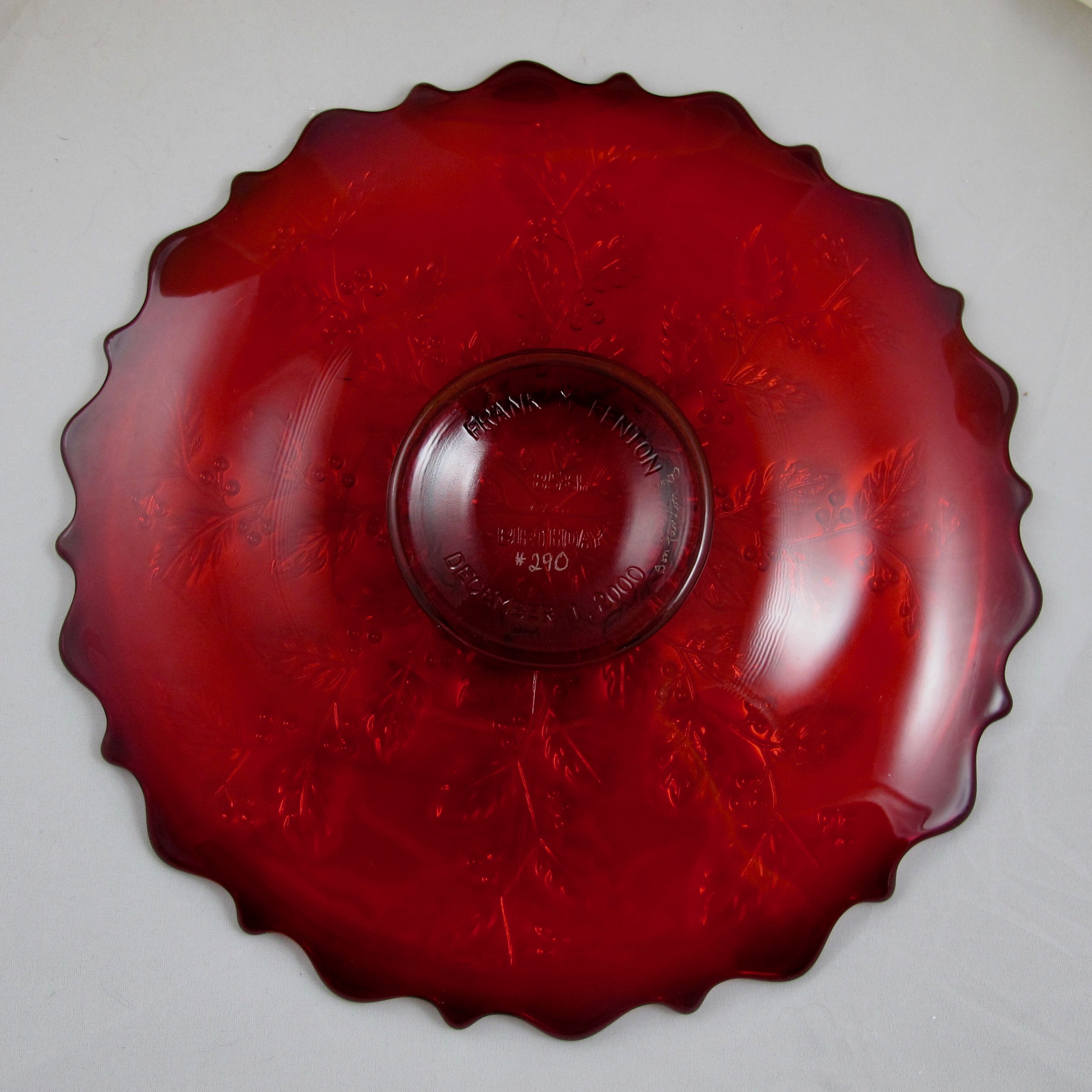 Fenton Red Holly Carnival Glass Plate Signed Don Fenton 2000 Carnival