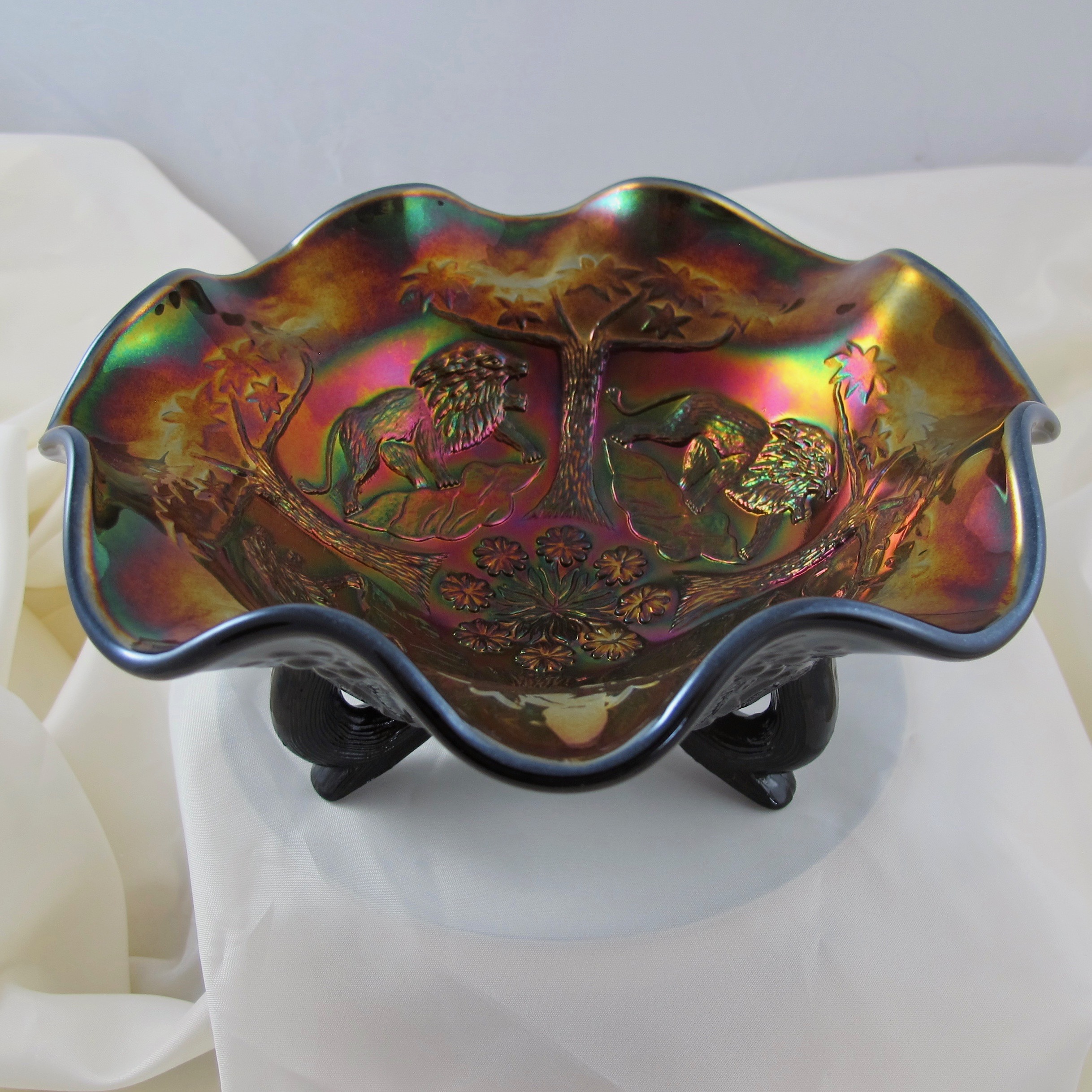 Fenton Black Lions Fenton’s Flowers Carnival Glass Ruffled Bowl
