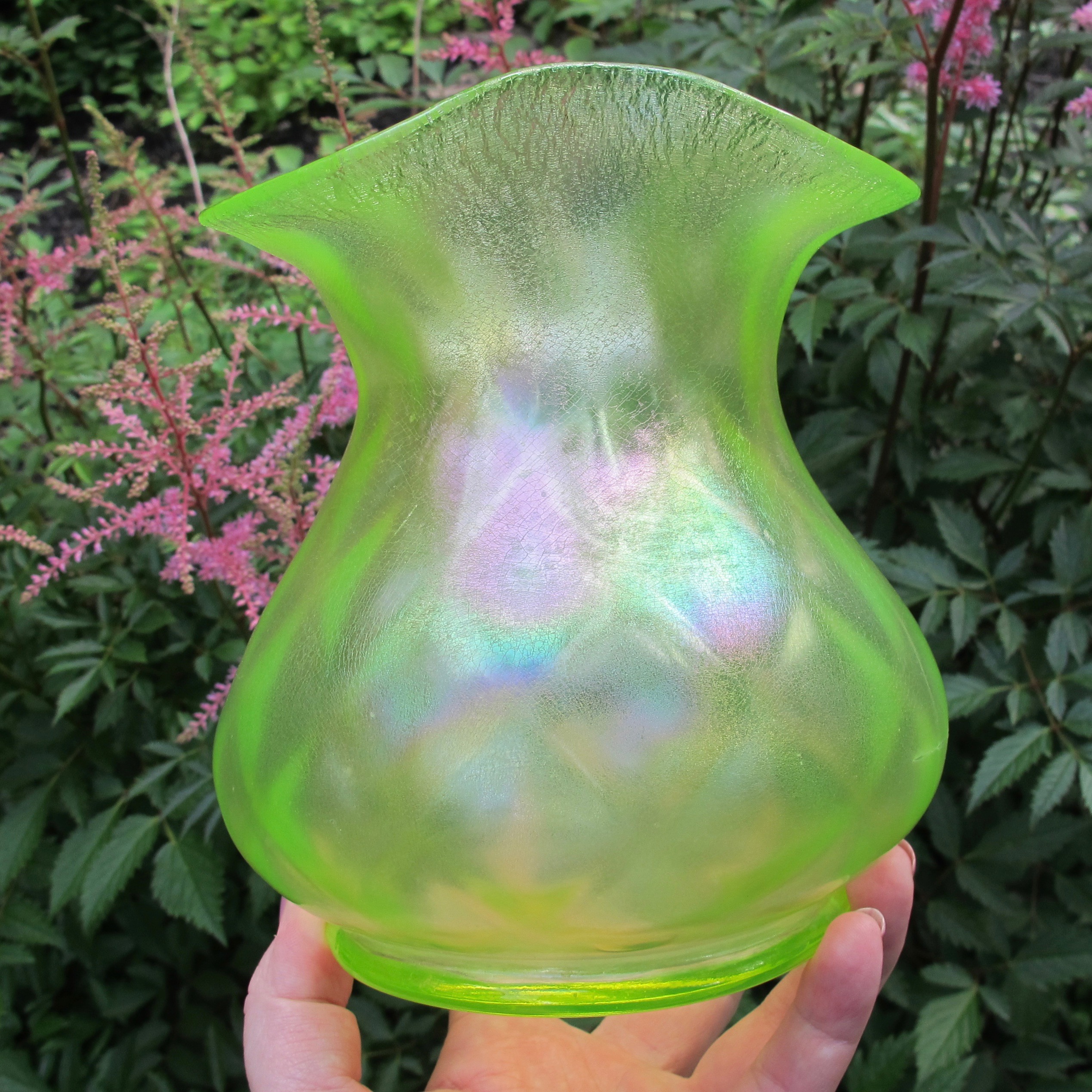 Antique Northwood Concave Diamonds Topaz Vaseline Stretch Carnival