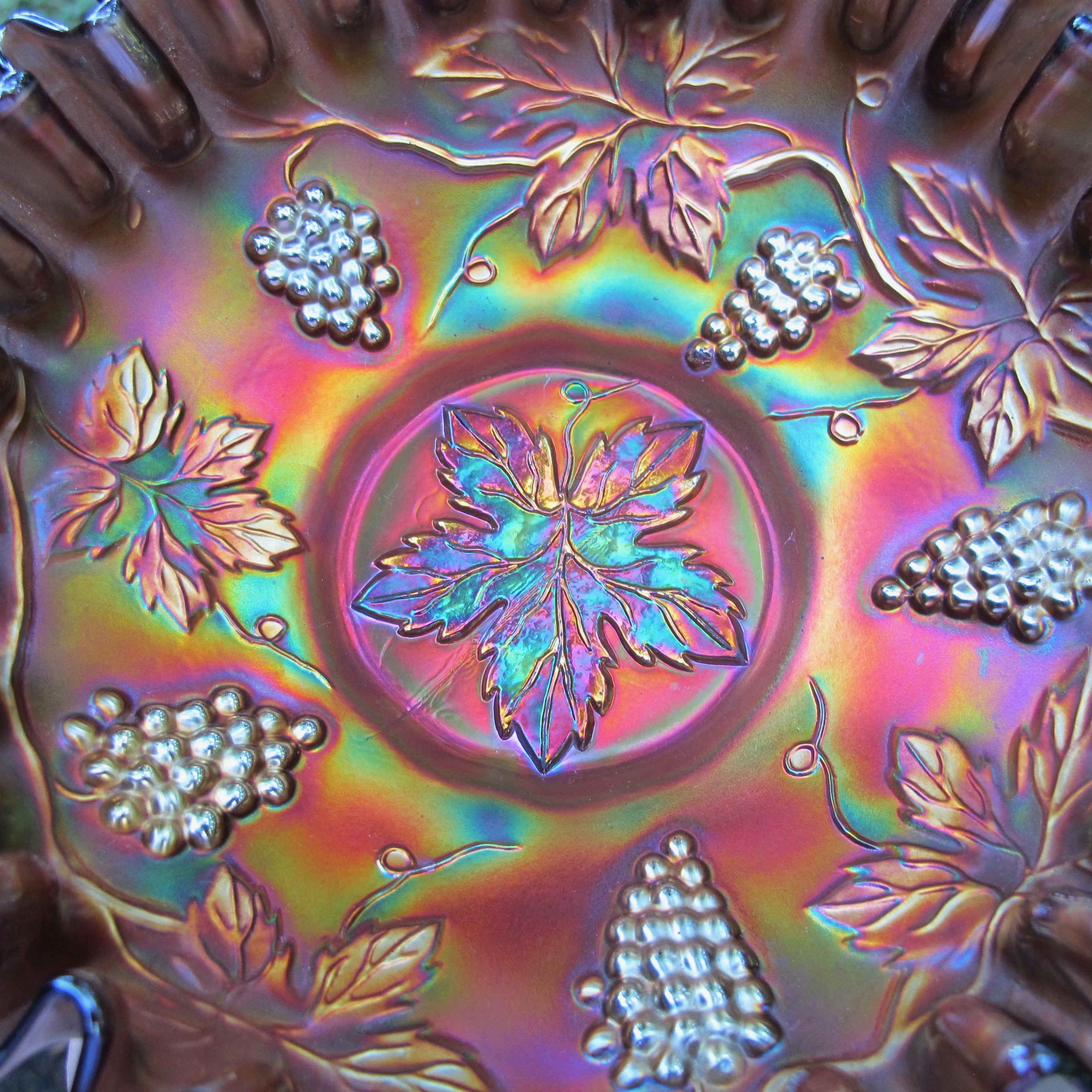 Antique Fenton Vintage Grape Amethyst Carnival Glass CRE Bowl