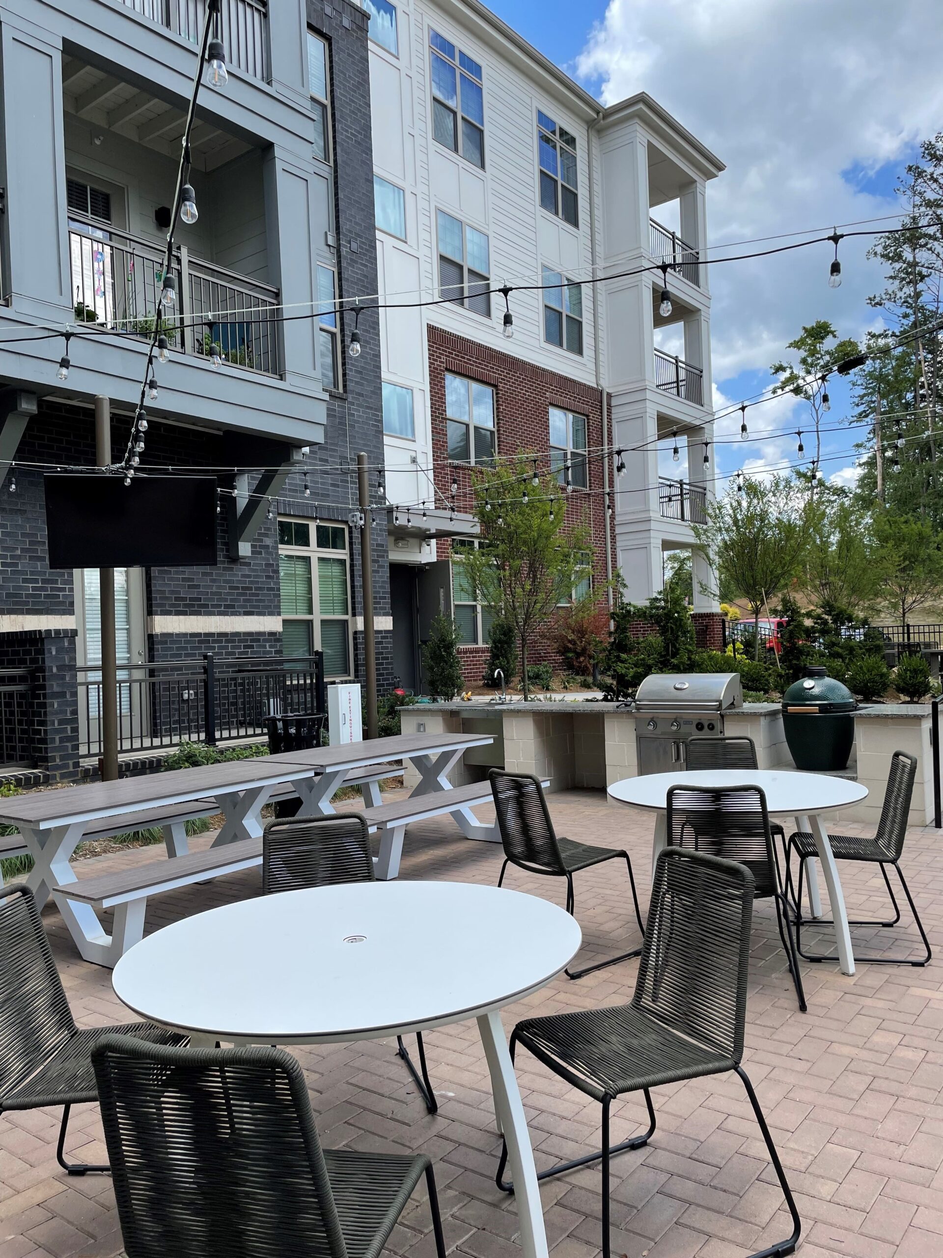 The Briley Apartments Carocon