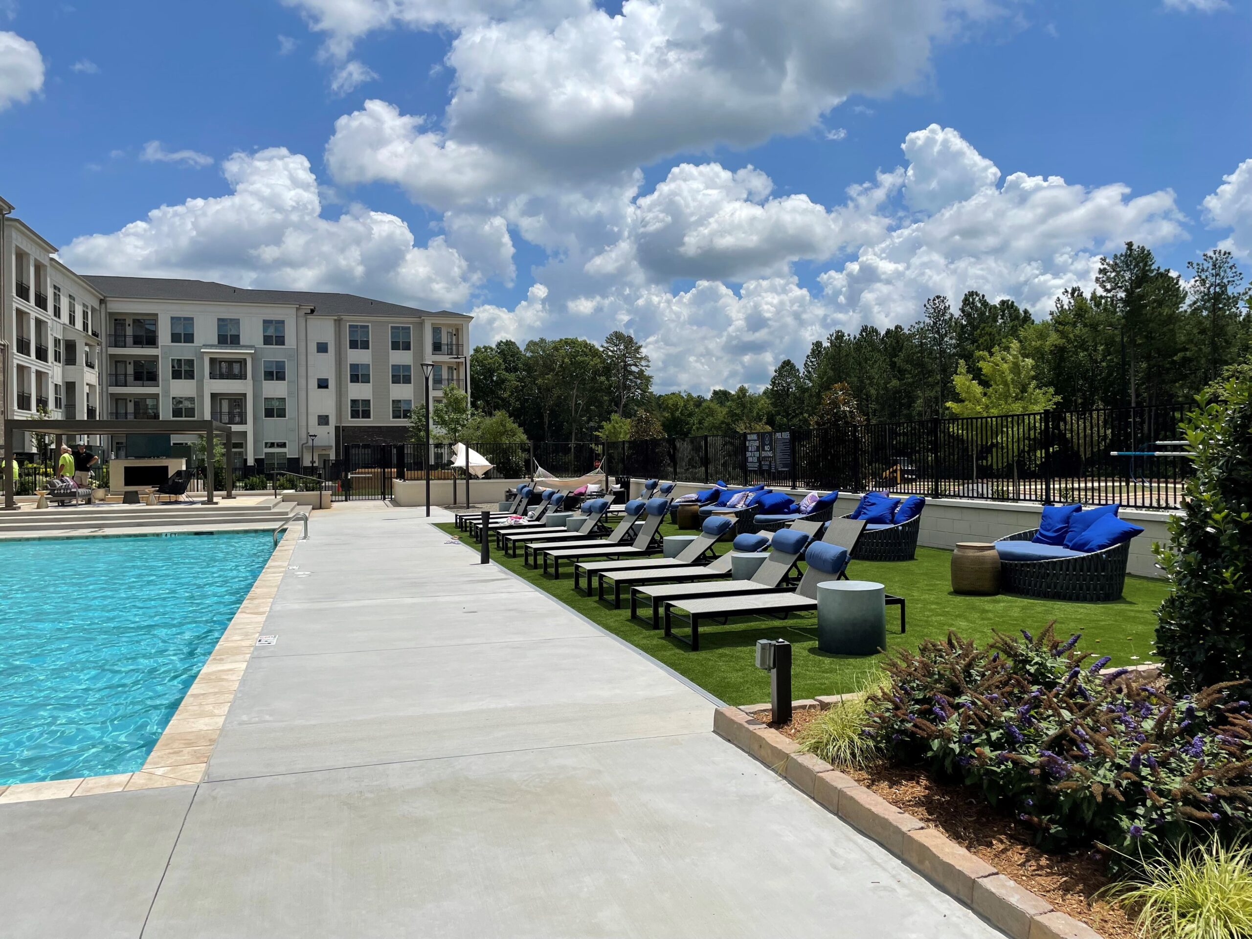 The Briley Apartments Carocon