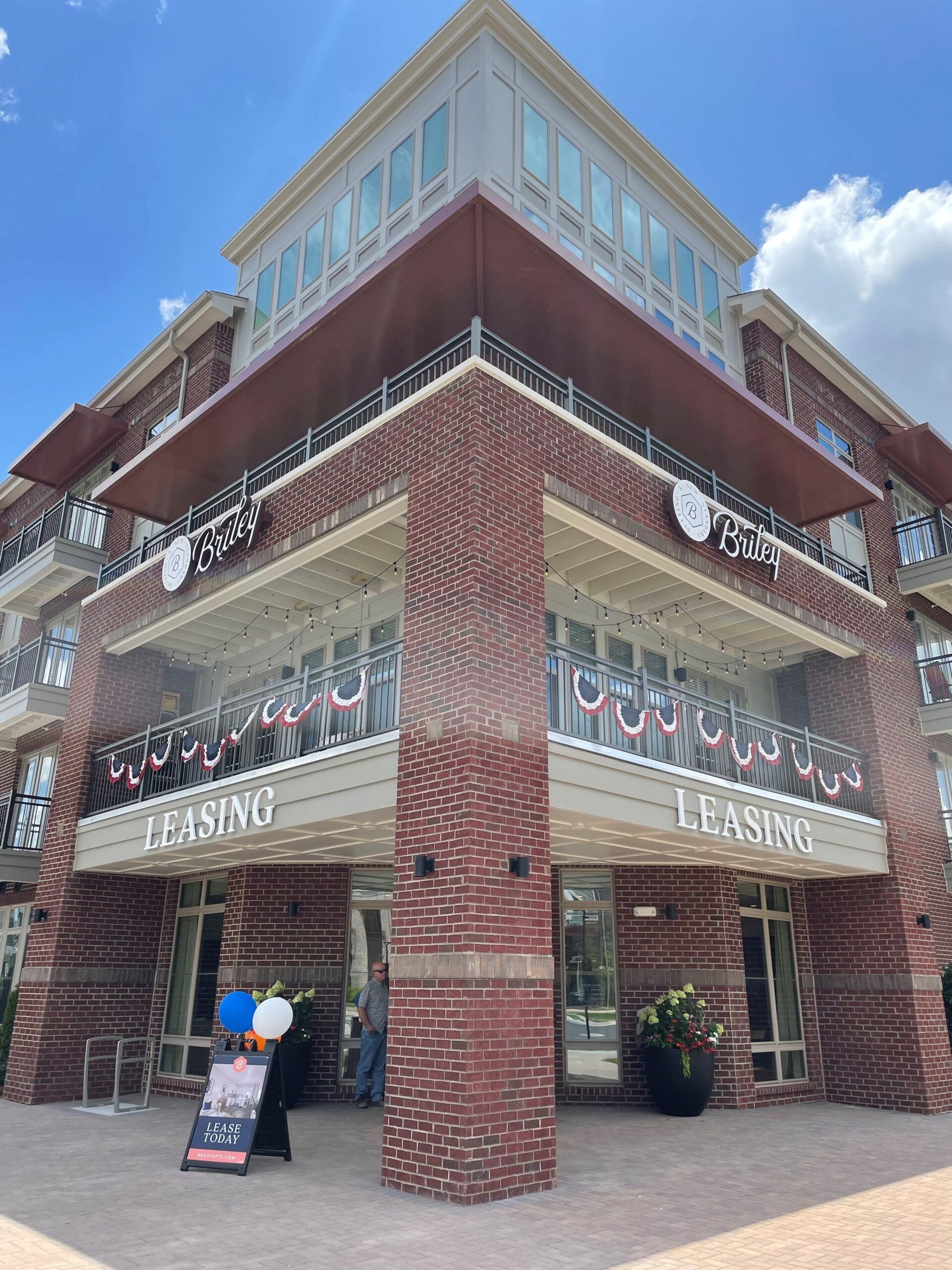 The Briley Apartments Carocon