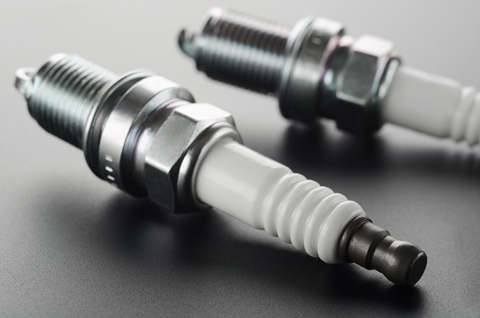 Iridium vs. Platinum Spark Plugs In The Garage with
