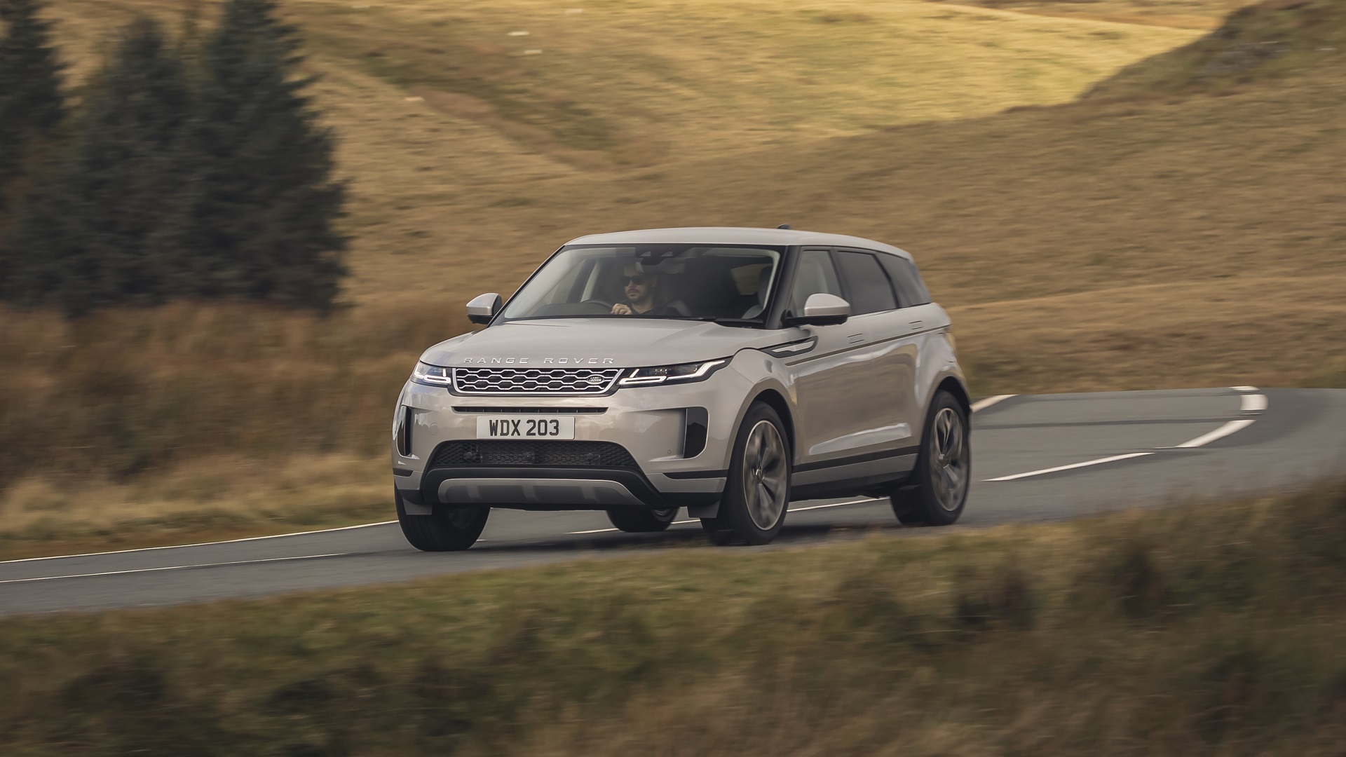 Your Wait For 2021 Range Rover Evoque Ends CarSaar