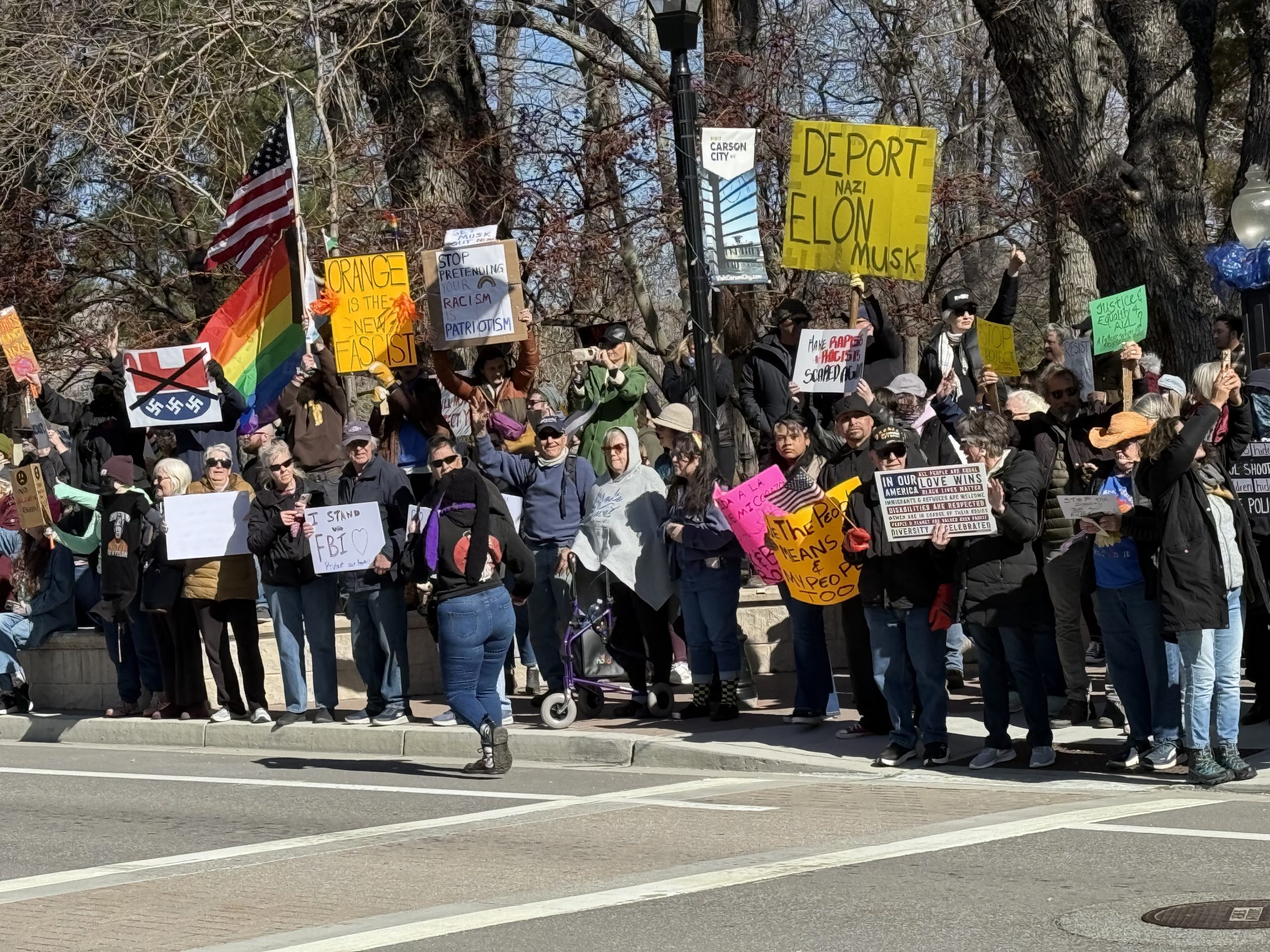 Trump, Musk protestors gather at Nevada State Capitol as part of national protest – Carson Now