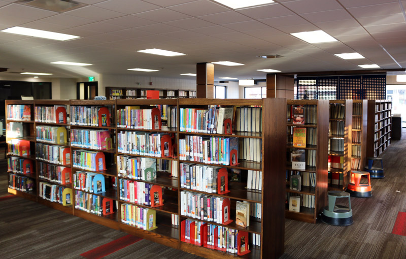 Garner Library Roy J. Carver Charitable