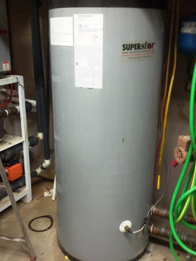 1234 Munchinkin Floor Heat Boiler model 399VWHASMEPS Car Wash Hot