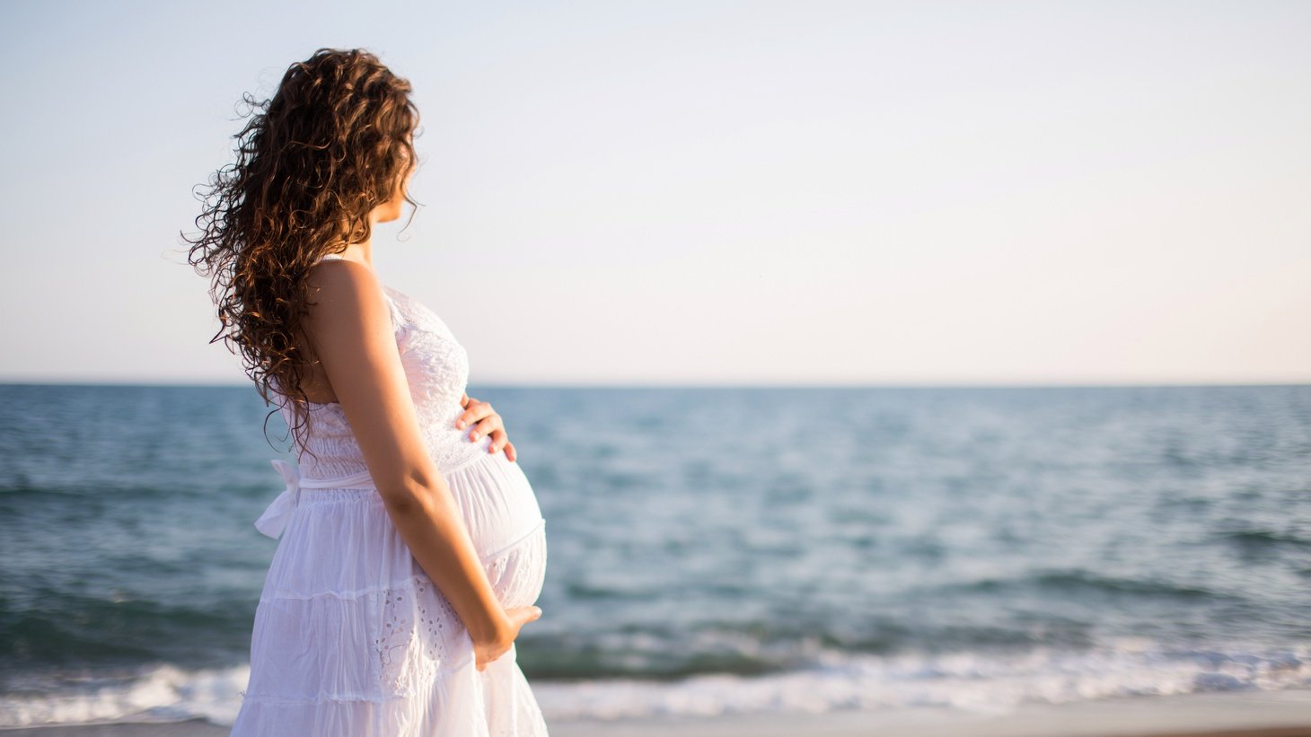 Why extreme heat can hurt expectant moms, prompt early pregnancy