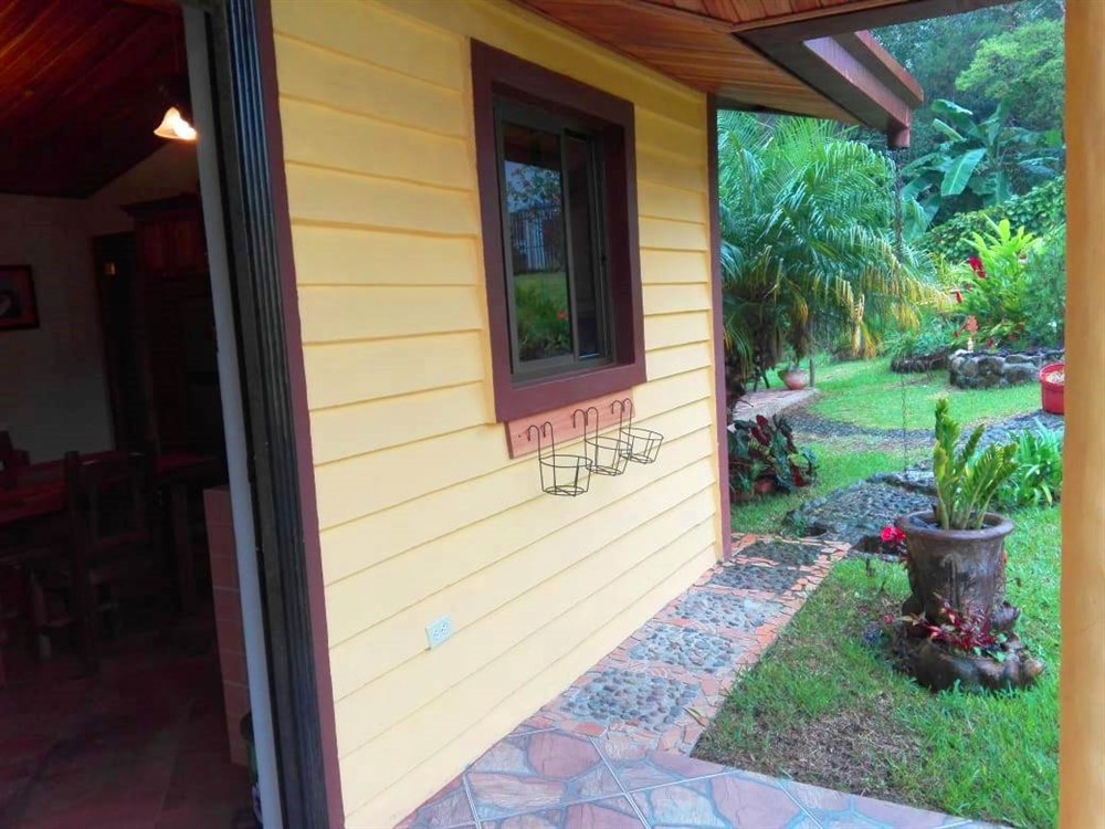 Leased Affordable Furnished Casita for Rent in Santa Lucia, Boquete