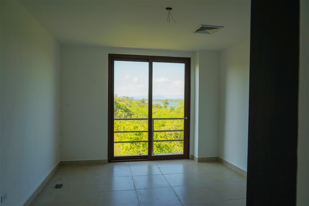Under Contract Boca Chica, Panama Large Oceanfront Condominium Villas